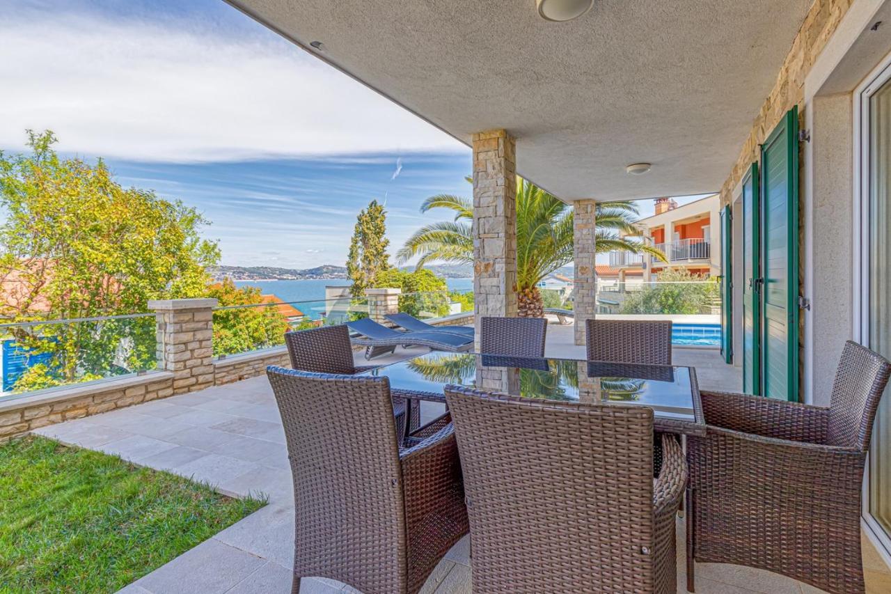 Villa Milena With Pool And Sea View スルベニ・ブル エクステリア 写真